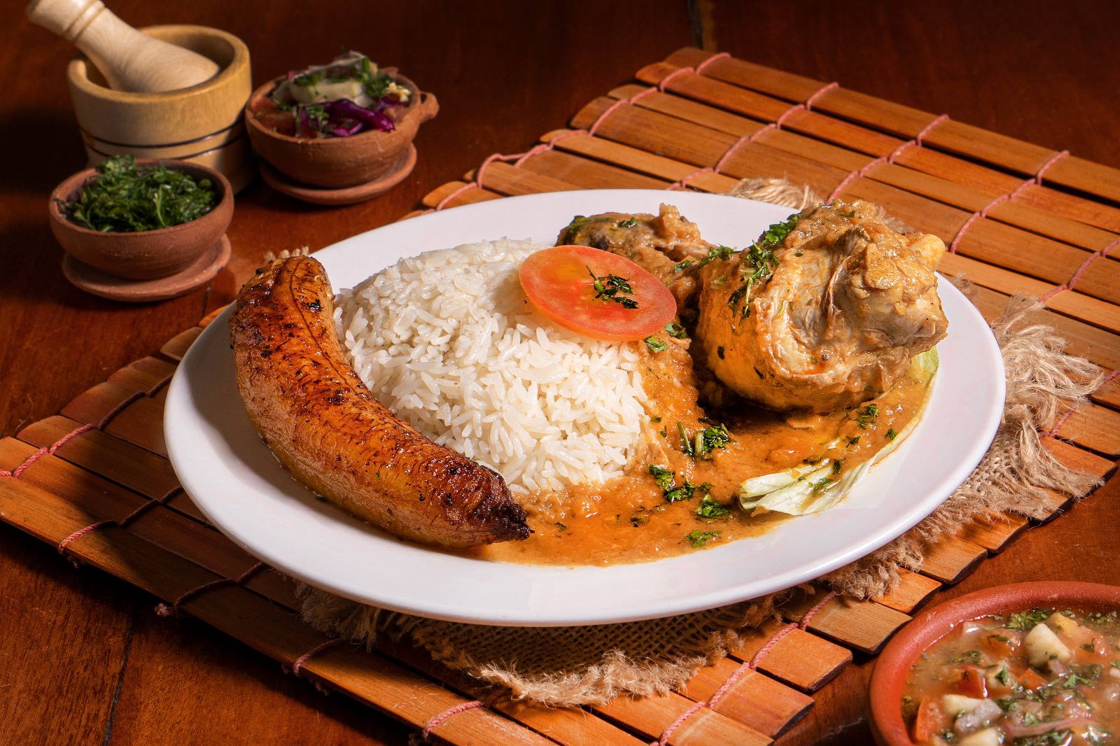 Seco de Pollo de Autor presentado elegantemente